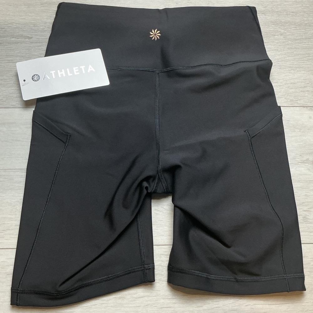 Athleta Interval Stash 7" Short Black XS New With Tags - Picture 4 of 6